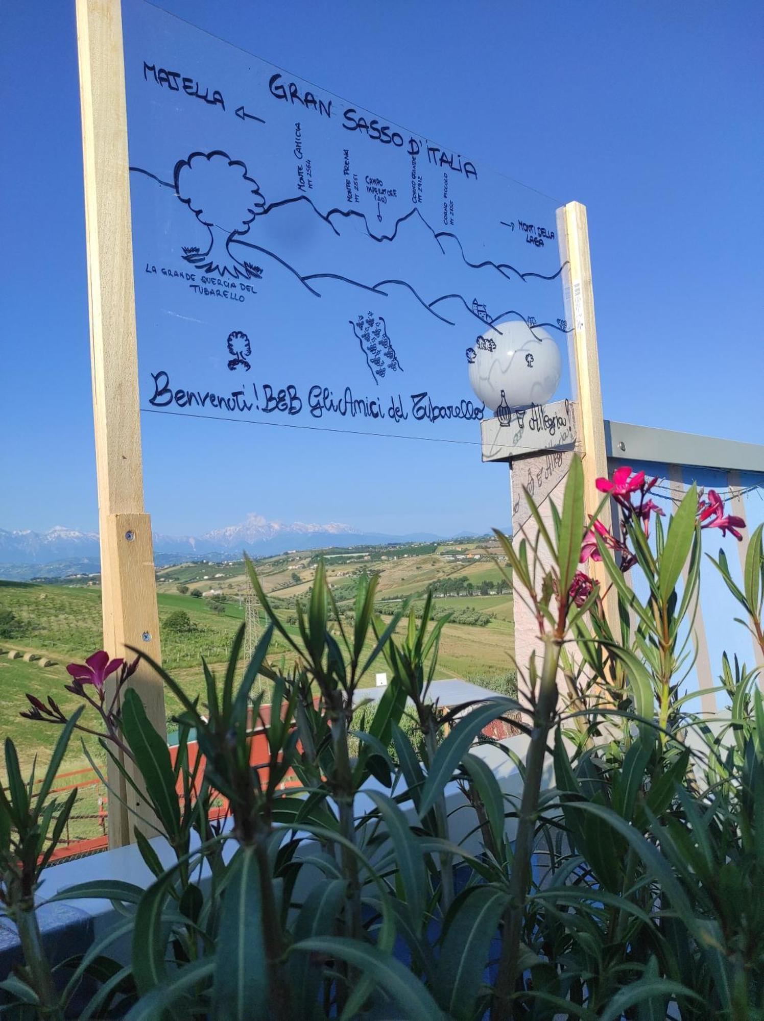 B&B Gli Amici Del Tubarello Roseto Degli Abruzzi Ngoại thất bức ảnh